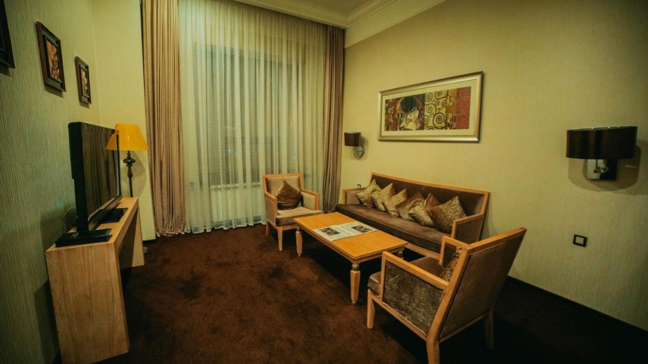 Jelsomino Boutique Hotel Астана Екстер'єр фото