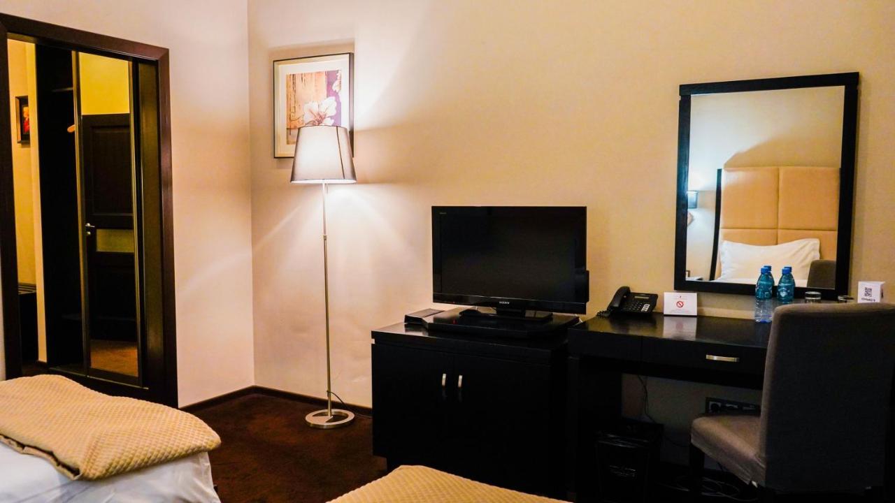 Jelsomino Boutique Hotel Астана Екстер'єр фото